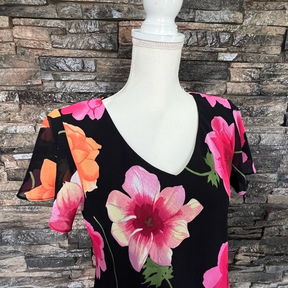 Vibrant Floral Midi Dress - Picture 4 of 15